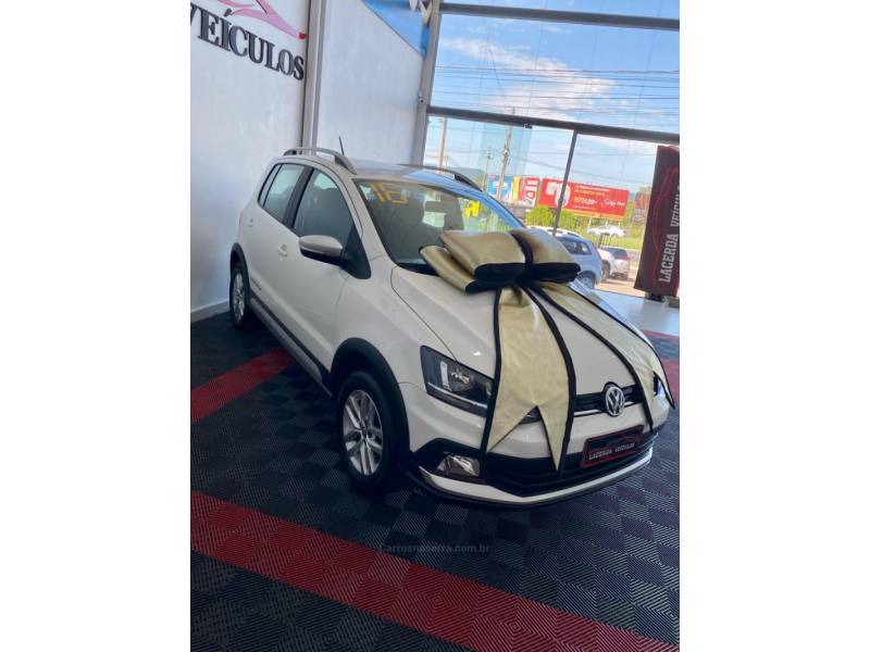 VOLKSWAGEN - CROSSFOX - 2016/2016 - Branca - R$ 59.900,00