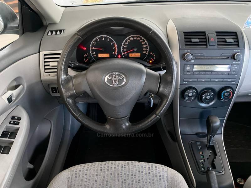 TOYOTA - COROLLA - 2009/2010 - Prata - R$ 49.900,00