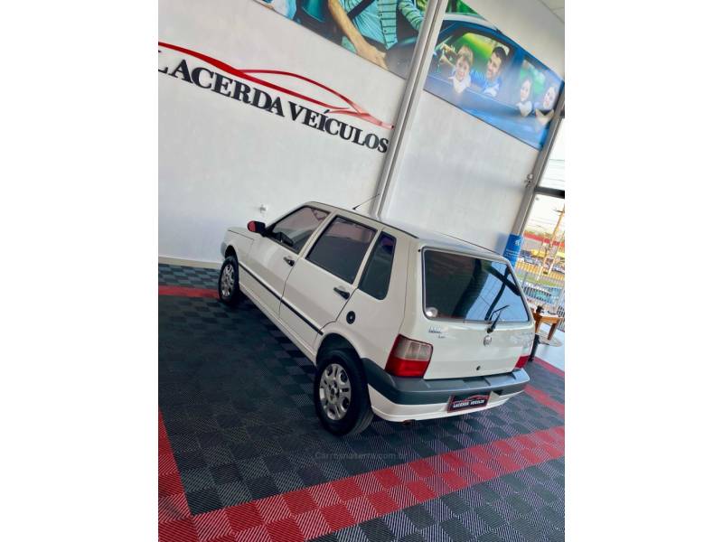 FIAT - UNO - 2009/2009 - Branca - R$ 29.900,00