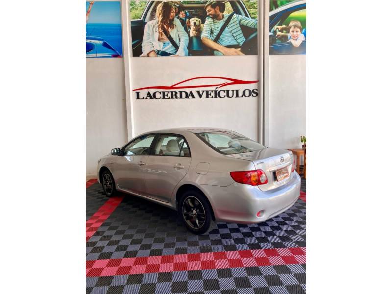 TOYOTA - COROLLA - 2009/2010 - Prata - R$ 49.900,00